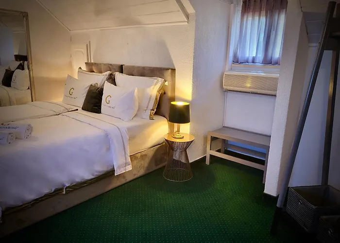 Villa Giardino Heritage Boutique Hotel Bol